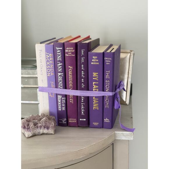 Vintage ombré effect purple Decorative Book collection, purple vintage books - Picture 1 of 4